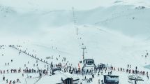 Imagen de Temporada de invierno 2026: en una ciudad de la Patagonia habilitaron la venta de pases de esquí a $100.000