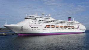 Otro crucero confinado en España: habría 1700 personas contagiadas de norovirus y murió un pasajero