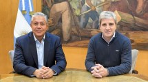 Imagen de Con eje en Vaca Muerta, Figueroa se reunió con Caputo para ultimar detalles del Encuentro Binacional Neuquén–Biobío