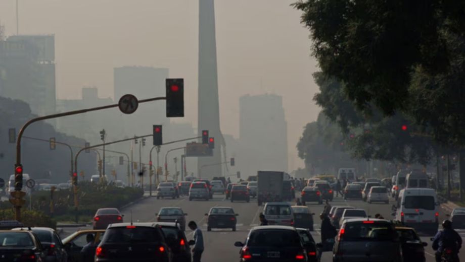 Provincias bajo alerta violeta por niebla: hasta cuándo rige y cuáles son las horas con menor visibilidad