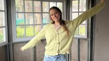 Imagen de Gisela tiene 24 años, no podía alquilar y construyó su propia casa con lo que le enseñó su papá