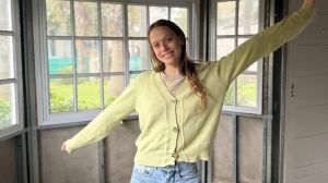 Gisela tiene 24 años, no podía alquilar y construyó su propia casa con lo que le enseñó su papá