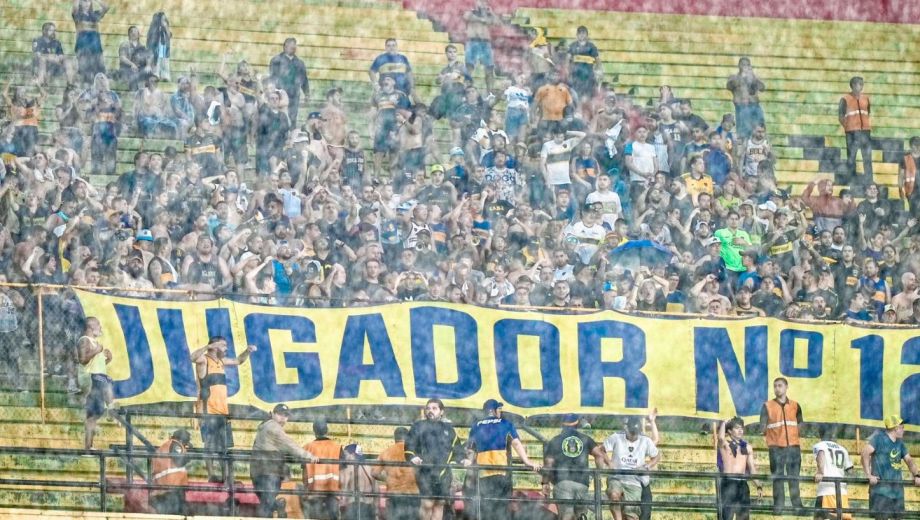 La hinchada de Boca, presente en Guayaquil. 