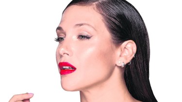 El regreso del labial rojo, versión película