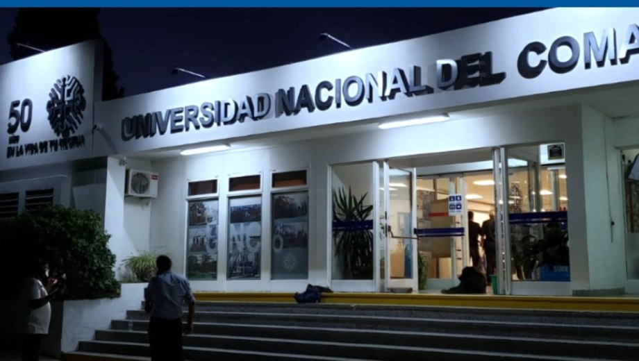 La Universidad Nacional del Comahue convocó a debatir la ley de glaciares (Gentileza Prensa UNCo)