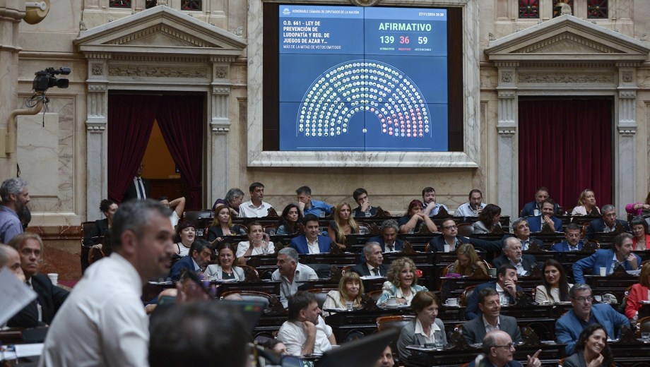 El Gobierno promueve una ley contra la ludopatía.