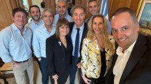 Imagen de La mesa política libertaria se reunirá otra vez marcada por la disputa entre Santiago Caputo y los Menem
