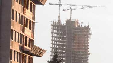 «El nivel más bajo en 20 años»: la construcción cayó 5% y se profundiza el freno en la industria