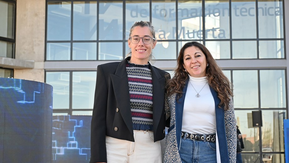 Ileana Temi y Natalia Garay presentaron la aplicación en la “IA Week”. (Foto: Flor Salto).