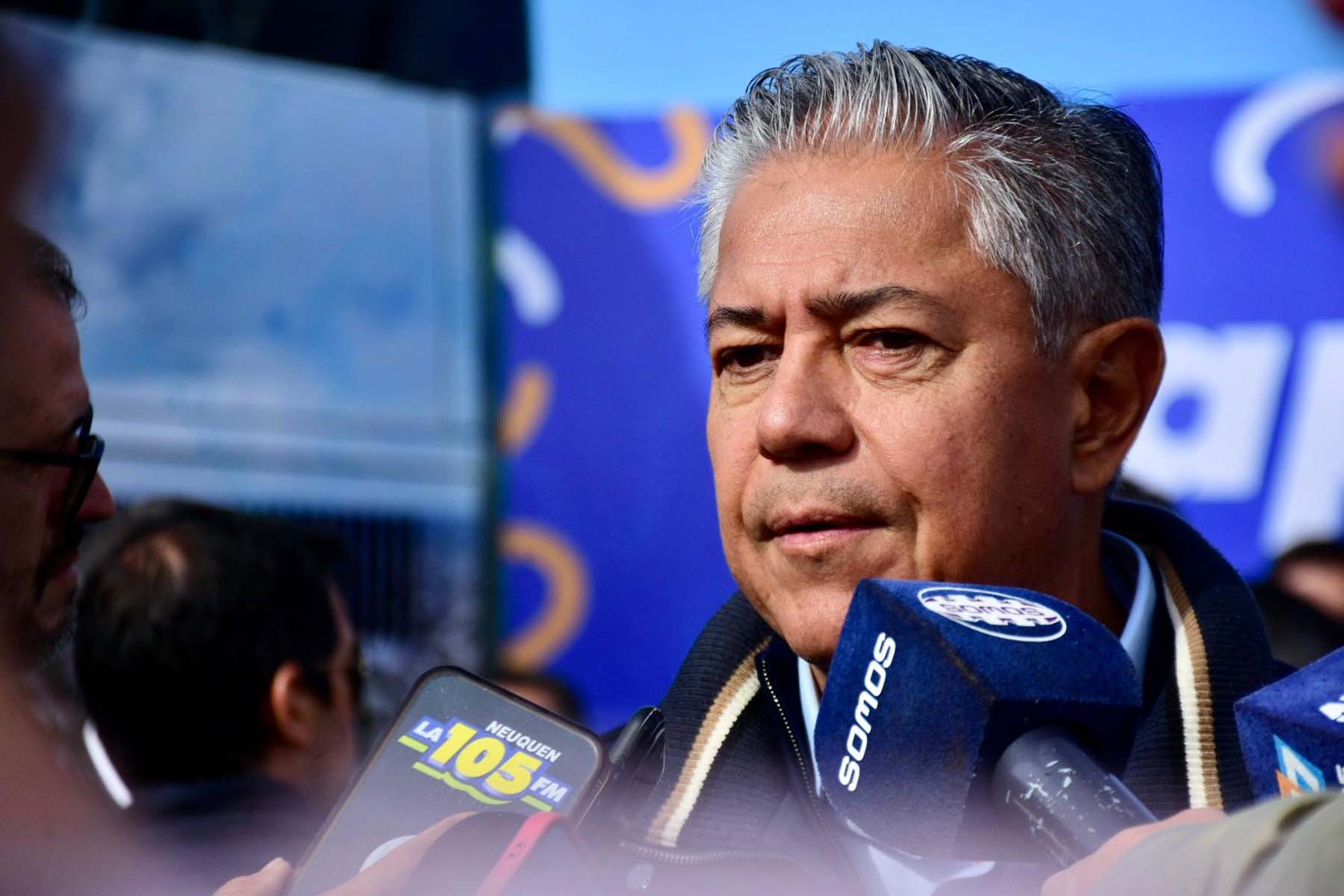 Imagen de Rolando Figueroa anunció el despido de un experimentado funcionario de Neuquén que no iba a trabajar
