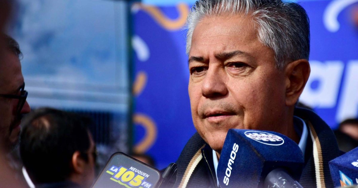 Imagen de Rolando Figueroa anunció el despido de un experimentado funcionario de Neuquén que no iba a trabajar