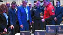Imagen de Presentaron nuevas armas menos letales en Neuquén: el ministro de Seguridad explicó cuándo se usarán