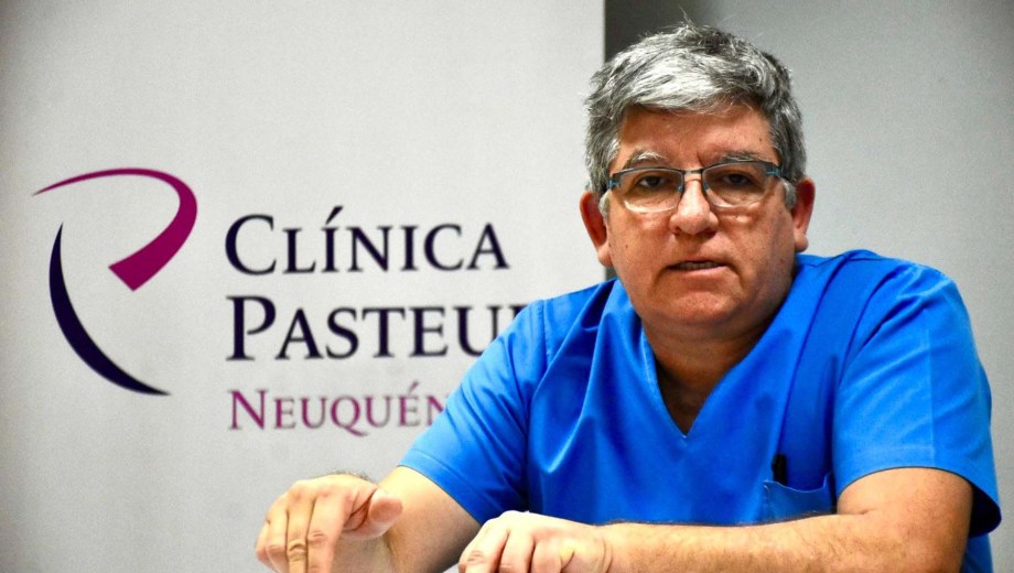 Lucio Espinoza se capacitó en Chile y trajo la herramienta a Neuquén. (Foto: Matías Subat).