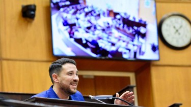 Aval legislativo de Neuquén al acuerdo entre la Provincia e YPF para exportar GNL