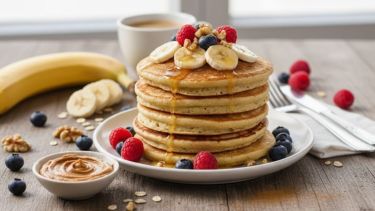 Cómo hacer pancakes de banana: tres ingredientes para un desayuno saludable