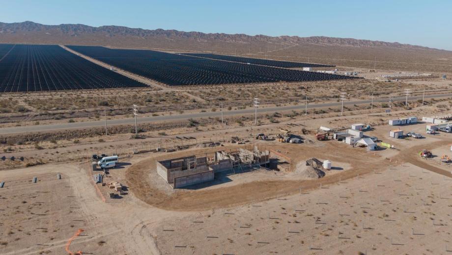 El parque solar Ullum Alfa presenta actualmente un avance general del 43%. Foto: gentileza.
