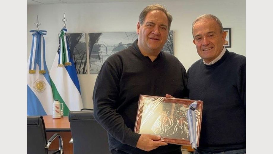 Pesatti recibió al ministro. Fue una charla “muy enriquecedora”, dijo el vice. Foto: Gentileza.