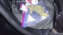 Imagen de Un control policial en Allen dejó al descubierto a dos adolescentes con droga en un taxi que llegaba desde Neuquén