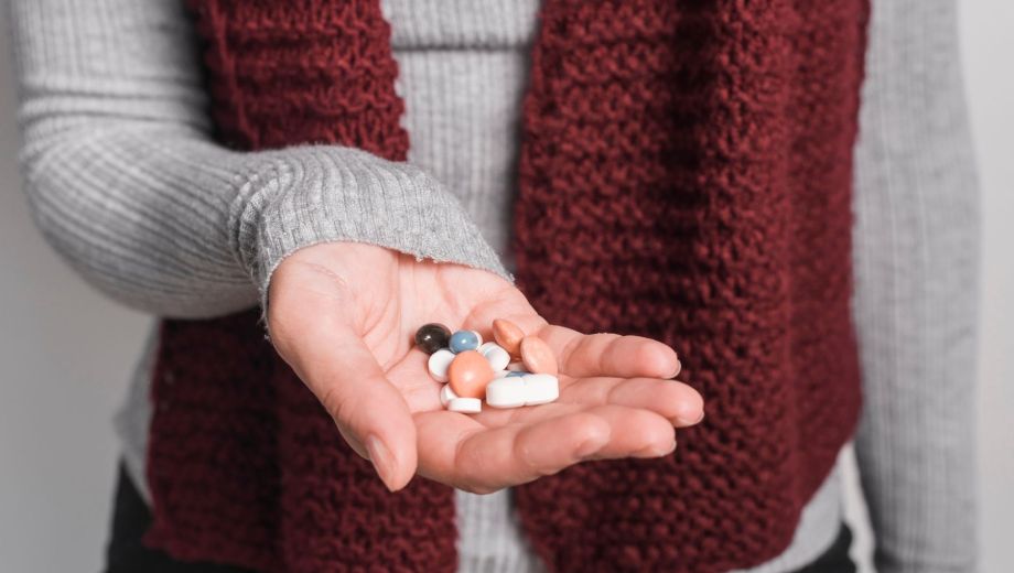 Ante la persistencia de síntomas o fiebre alta, acudí al centro de salud o farmacia más cercana en tu localidad para recibir orientación profesional.
