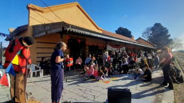 Stefenelli de fiesta: la biblioteca popular “Casa de Amigos” celebra su primer año desde la histórica reapertura