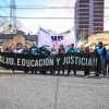 Imagen de En fotos: así fue la marcha de antorchas de Unter en Roca