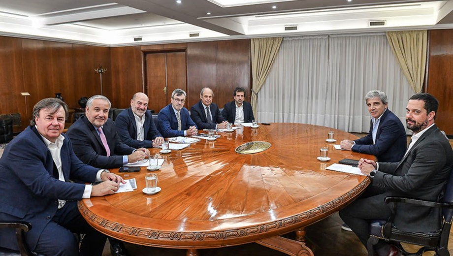 La UIA reclamó que los gobiernos provinciales y municipales acompañen el proceso iniciado por Nación.