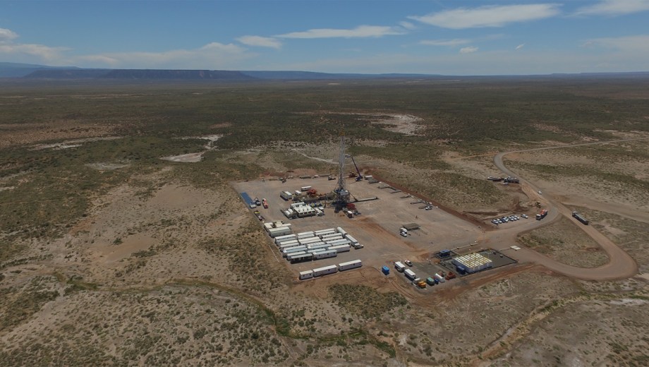 La operación marca el desembarco formal de la compañía eléctrica en el upstream petrolero. Foto gentileza.