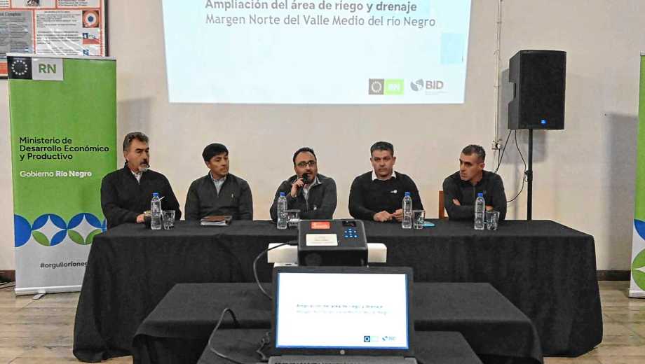 La iniciativa finalizará este viernes en Bariloche con una consulta pública enfocada en gestión del riesgo agropecuario. Foto: Juan Thomes.