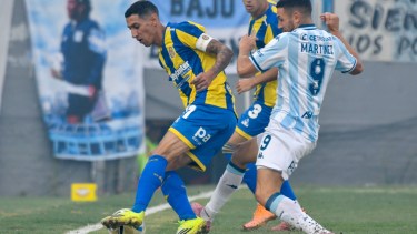Rosario Central y Racing se enfrentan por cuartos de final: hora, TV y formaciones