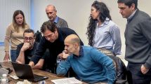 Imagen de Neuquén e YPF delinean un plan técnico de trabajo para reducir las emisiones de metano en Vaca Muerta