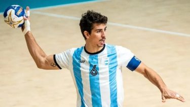 El último baile del Chino Simonet: se retira una leyenda del handball argentino