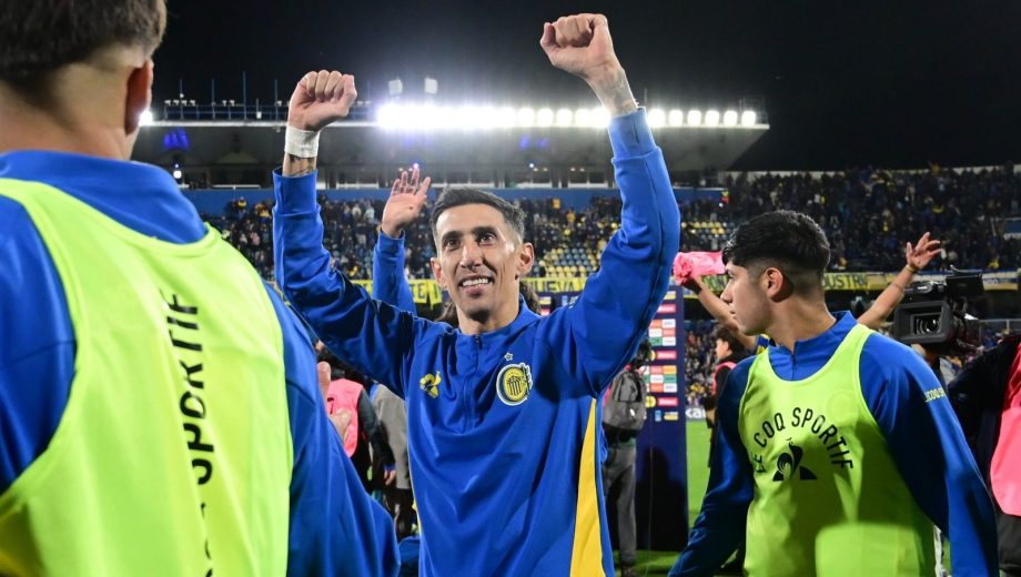Di María saltó al cruce tras las críticas a Rosario Central y el arbitraje. (Foto: Sebastian Granata - Clarín Fotos)