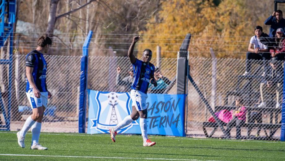 El colombiano Cristian Cangá metió el gol de Rincón. (Foto: Prensa Deportivo Rincón)