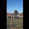 Imagen de Incidentes en el clásico de Roca: los hinchas se enfrentaron en el campo de juego