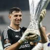 Imagen de Se confirmó la lesión de Dibu Martínez: ¿llega al Mundial con la Selección Argentina?