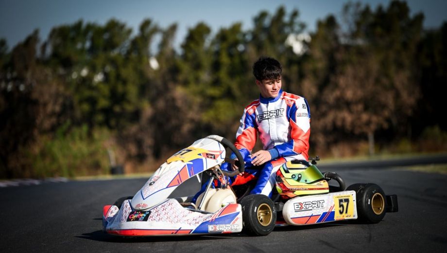 Joaquín Gorlero Pizarro atraviesa hoy uno de los momentos más importantes de su joven carrera. Este fin de semana competirá en el prestigioso FIA Karting Academy Trophy Junior.