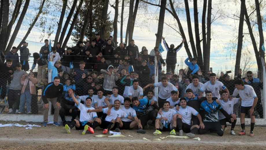 San Isidro goleó a Deportivo Godoy y es el campeón en la zona Ascenso de la Liga Confluencia. (Foto: Gentileza/Tatiana González)