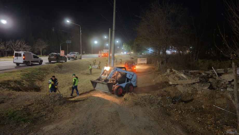 Los trabajos sobre la Avenida Mosconi se realizaron entre las 22 y las tres de la mañana. Foto: gentileza.