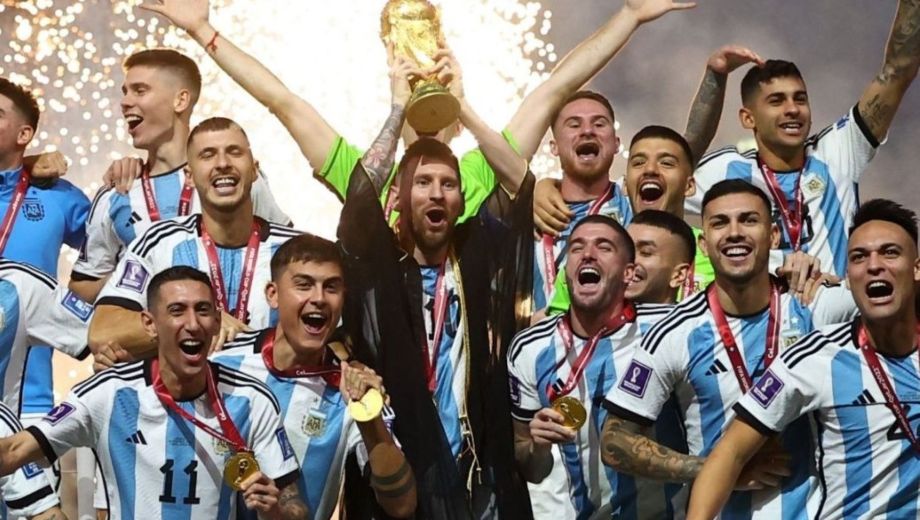La Albiceleste de Messi empeiza a defender el título y toda la previa Mundial está en Diario RÍO NEGRO. 