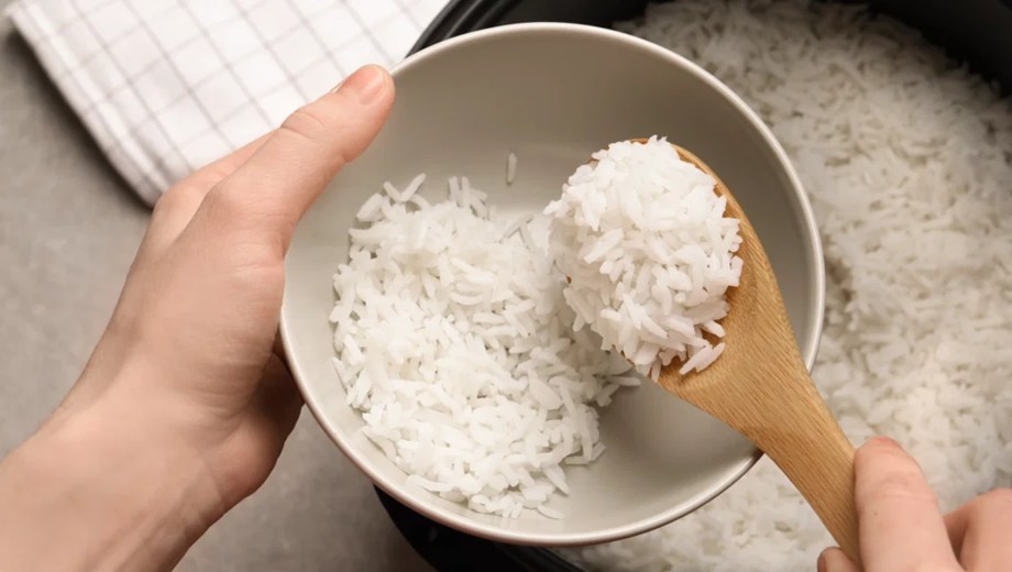 Un hábito muy común al preparar este plato puede afectar su textura, sabor y resultado final. 
