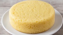 Imagen de Bizcochuelo de vainilla en 5 minutos: la receta exprés que se hace en microondas y salva cualquier antojo