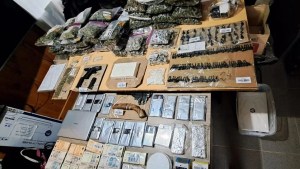 Millonarios movimientos de fondos y 6 kilos de droga: los detalles tras la caída de una banda narco en Añelo
