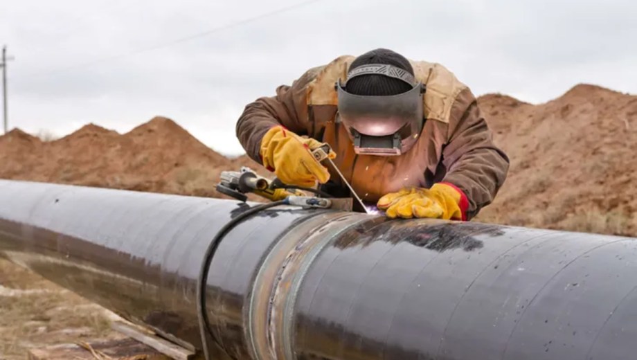 La demanda de mano de obra especializada continúa creciendo en Vaca Muerta, uno de los principales polos energéticos del país.  Foto gentileza.