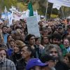 Imagen de En fotos | Así fue la marcha universitaria en Neuquén este martes: reportaron más de 30 mil personas