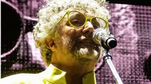 “Menos, muchaches, menos”: Fito Páez enfrentó silbidos y abucheos en Buenos Aires