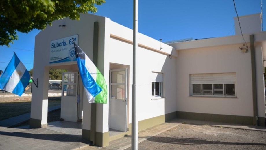 El operativo de búsqueda terminó en el barrio Ceferino, donde el hombre fue interceptado tras intentar huir nuevamente.
