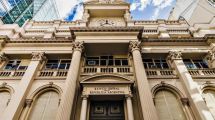Imagen de El BCRA superó el 70% de la meta fijada de compra de dólares para el 2026: a cuánto subió el dólar este lunes