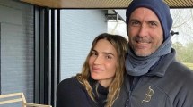 Imagen de Así es la mansión de María Vázquez y Adolfo Cambiaso: campo, lujo y una decoración con animal print que sorprende