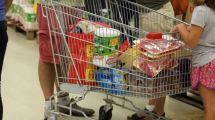 Imagen de Cuánto necesitó una familia para no ser pobre en abril 2026: las canastas quedaron por debajo de la inflación