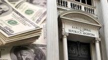 Imagen de Se reactivó la demanda de dólares para ahorro en abril: la calma del BCRA y las alertas del mercado por el carry trade